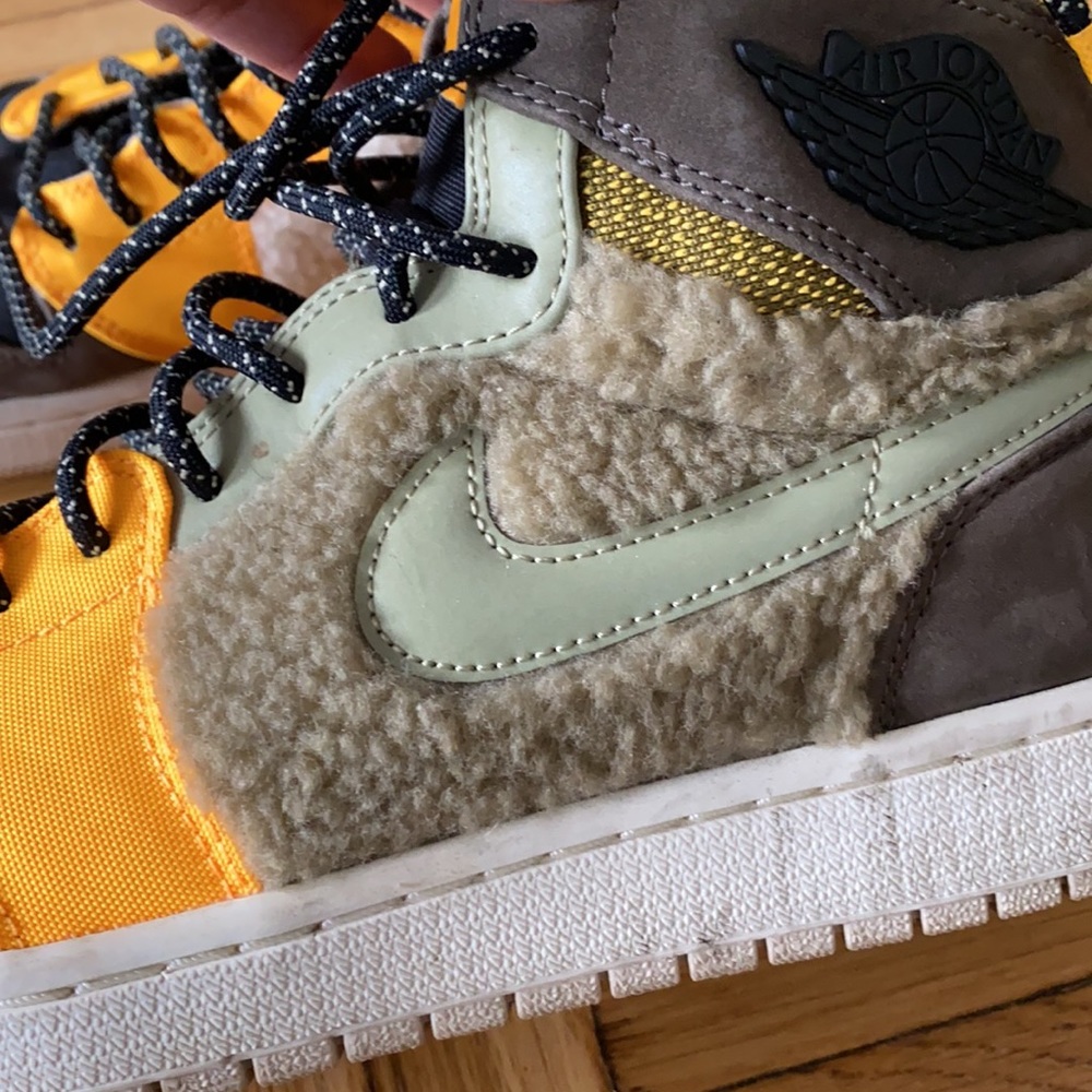 AIR JORDAN 1 RETRO HI PREMIUM WOMENS - Picture 6 of 8